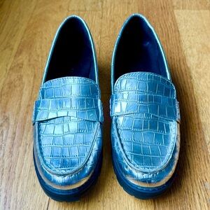 Silver Crocodile Pattern Loafers